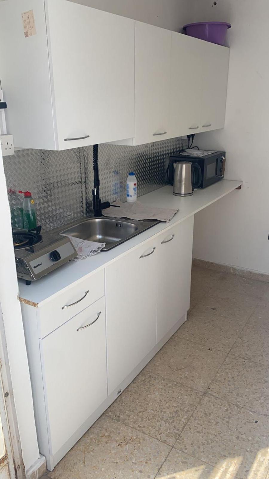 Unique City Hostel 100 Meters From Beach Larnaca Bagian luar foto