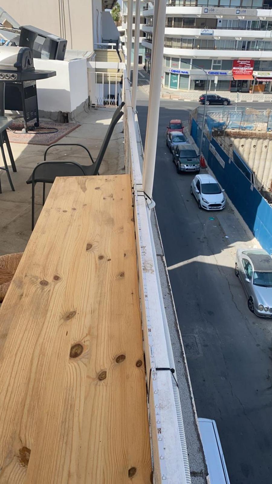 Unique City Hostel 100 Meters From Beach Larnaca Bagian luar foto